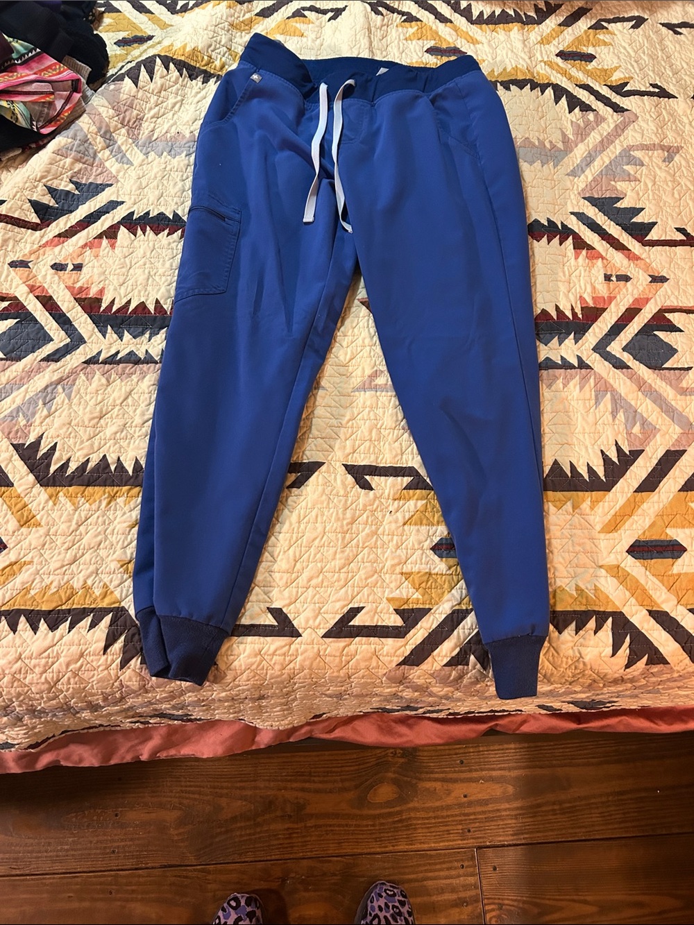 Figs Women's Royal Blue Skinny Scrub Jogger Pants